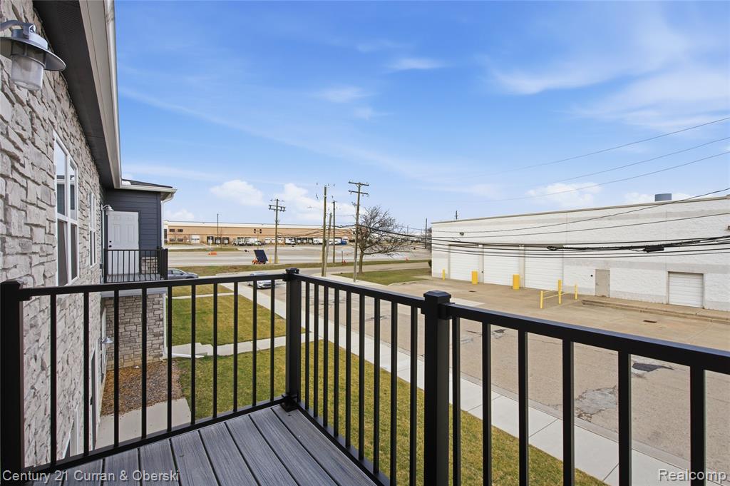 1241 E Woodward Heights Boulevard, Hazel Park, MI 48030 — Photo 4