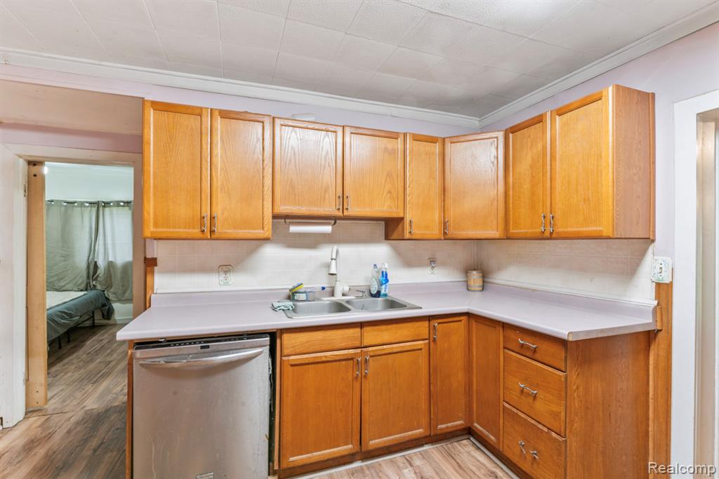 2152 E Ohmer Road, Mayville Vlg, MI 48744 — Photo 6