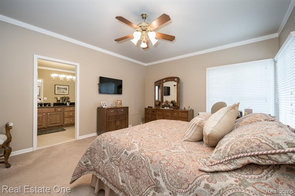 54035 Scarboro Way, Shelby Twp, MI 48316 — Photo 22