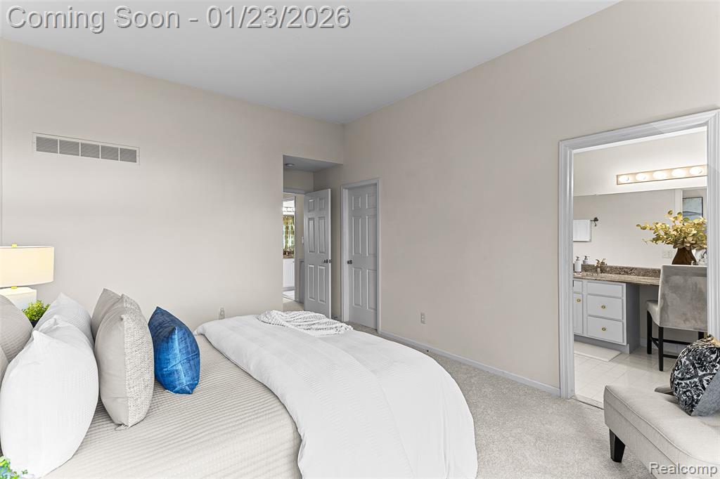 6425 Southpointe Drive, Troy, MI 48085 — Photo 18