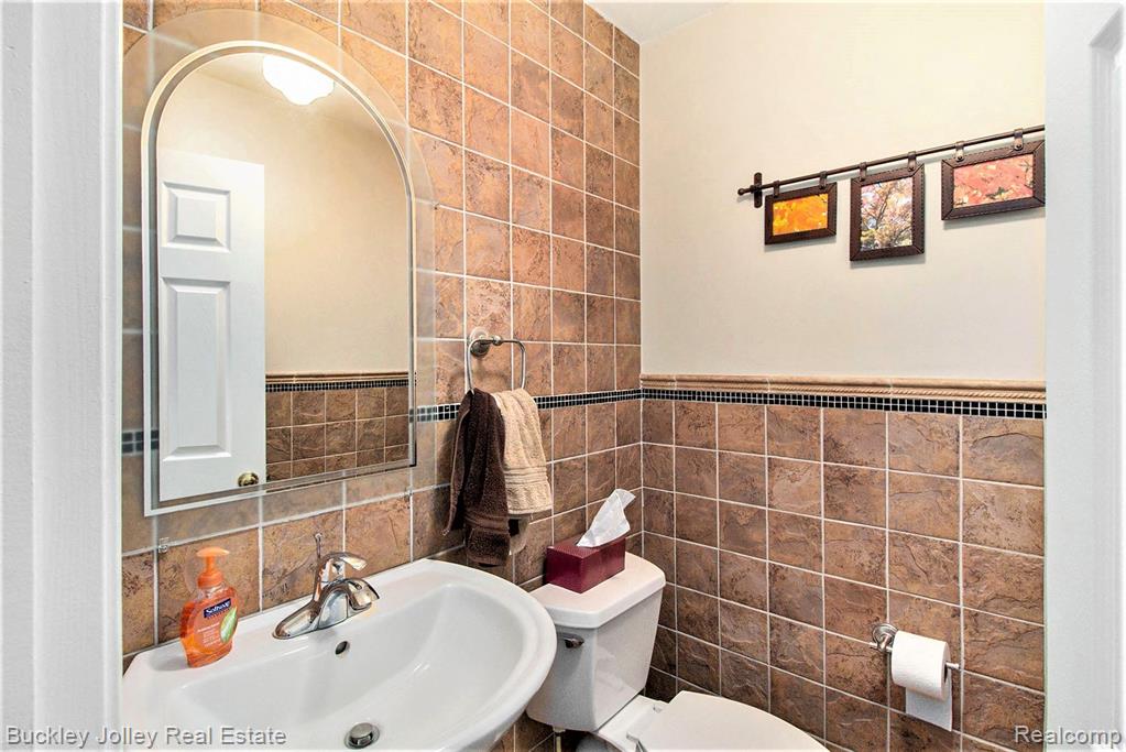 8900 Rickett Road, Brighton, MI 48116 — Photo 13