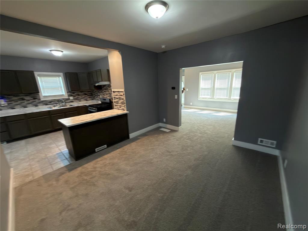 15 FOREST Street, River Rouge, MI 48218 — Photo 8