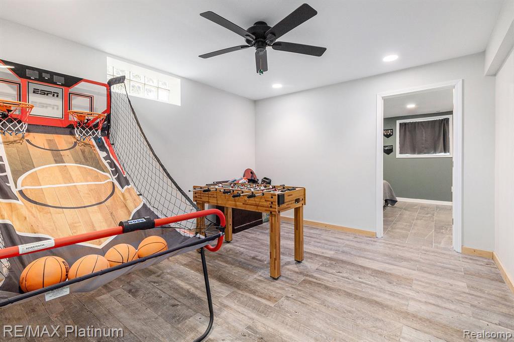 1055 WOODVALE, Milford, MI 48381 — Photo 22