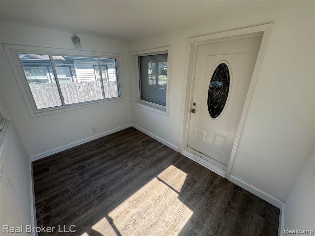 465 S Marshall Street, Pontiac, MI 48342 — Photo 3