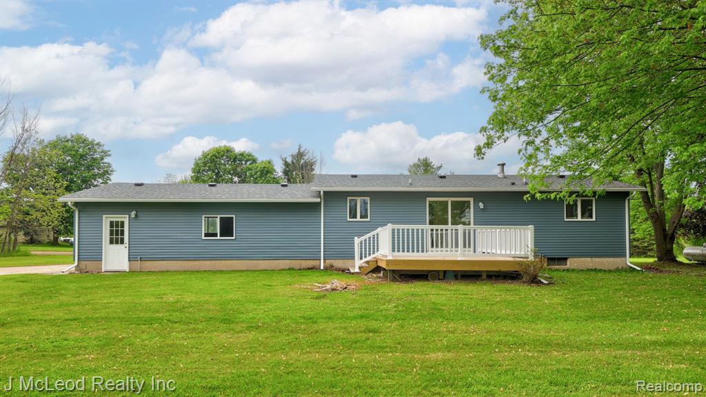 12146 Crawford Road, Otisville, MI 48463 — Photo 32