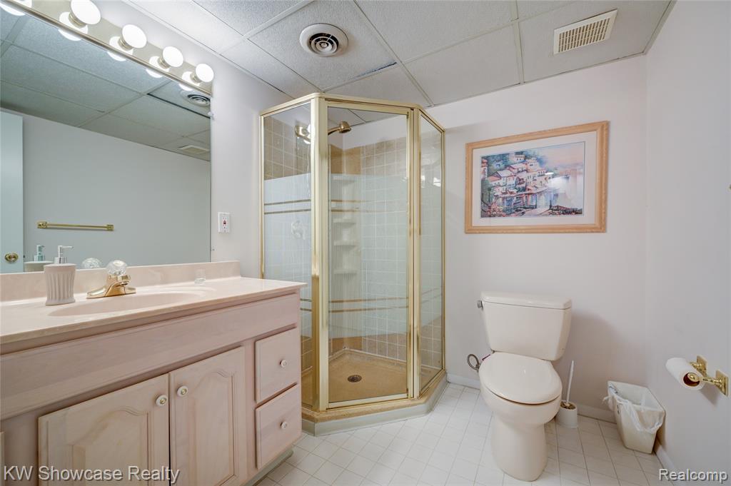 458 N Oak Drive, Commerce Twp, MI 48390 — Photo 39