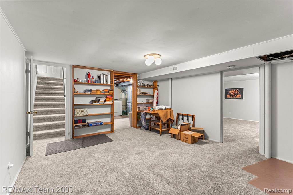 7396 N Charlesworth Street, Dearborn Heights, MI 48127 — Photo 27
