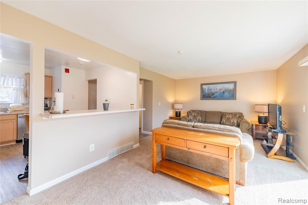 1954 E Franklin Drive, Canton, MI 48187 — Photo 15