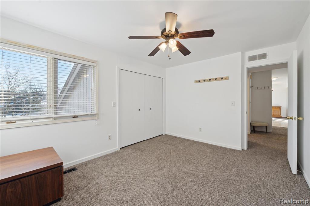 9836 Hawthorne Glen Drive, Grosse Ile, MI 48138 — Photo 18