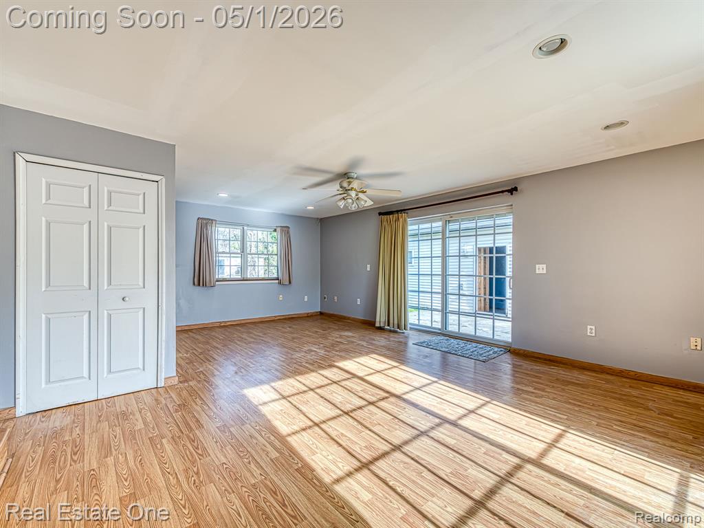 18338 Olmstead, Riverview, MI 48193 — Photo 11