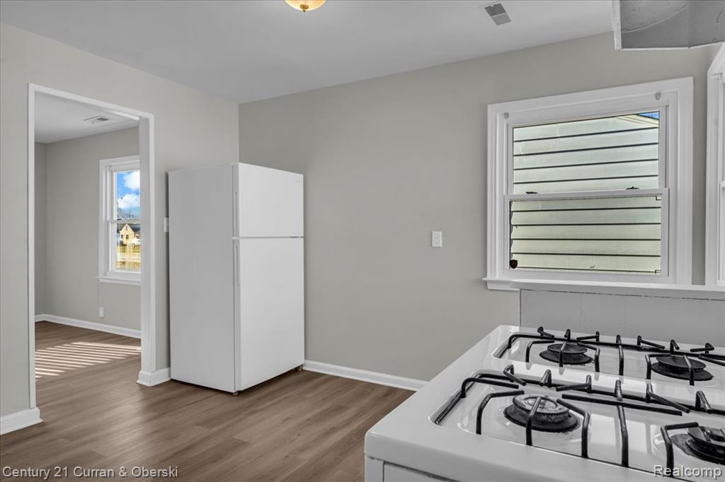 7011 Lozier Avenue, Warren, MI 48091 — Photo 9
