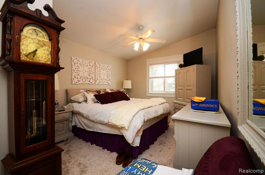 7968 Divot Drive E, 5, Waterford, MI 48327 — Photo 12
