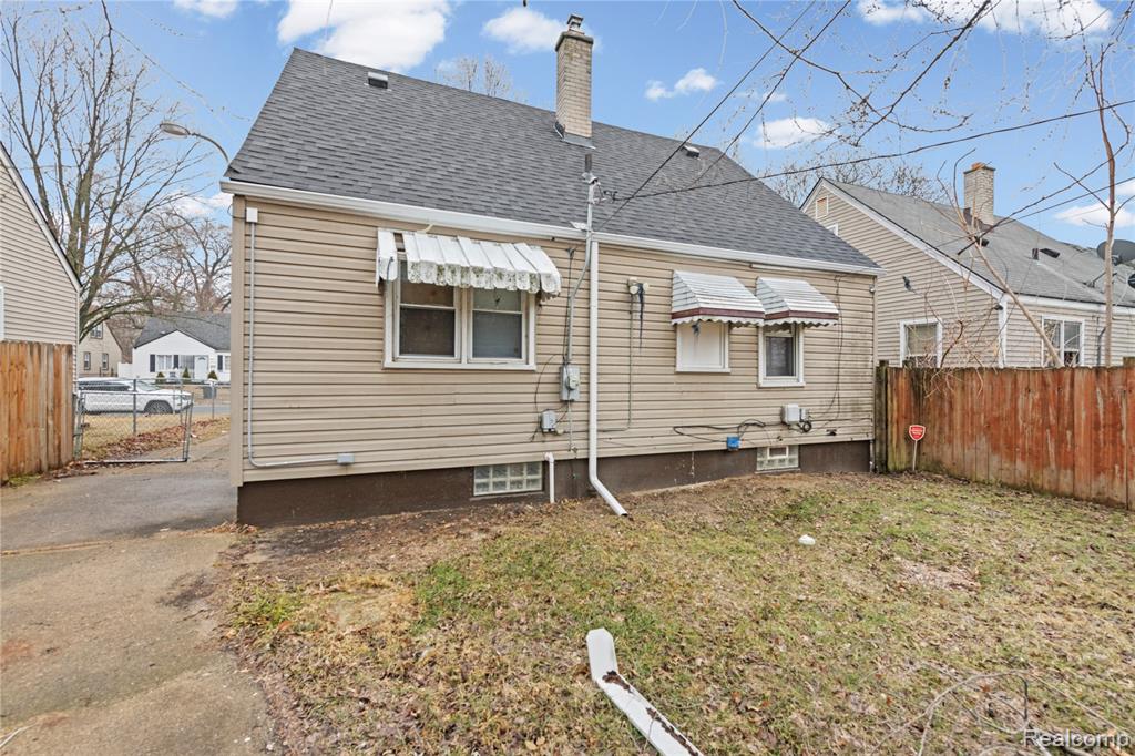 15921 Bramell Street, Detroit, MI 48223 — Photo 19