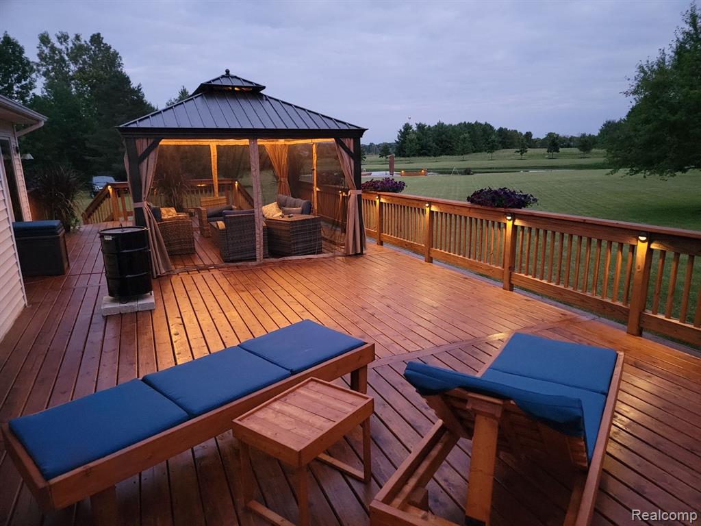 5375 OLEKSYN Road, Flint, MI 48504 — Photo 37
