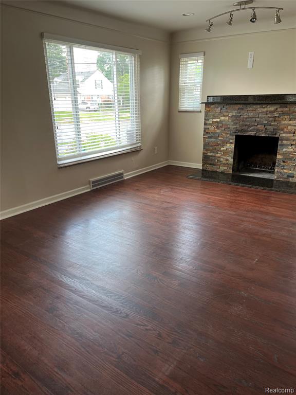 9001 Riverdale, Redford, MI 48239 — Photo 12