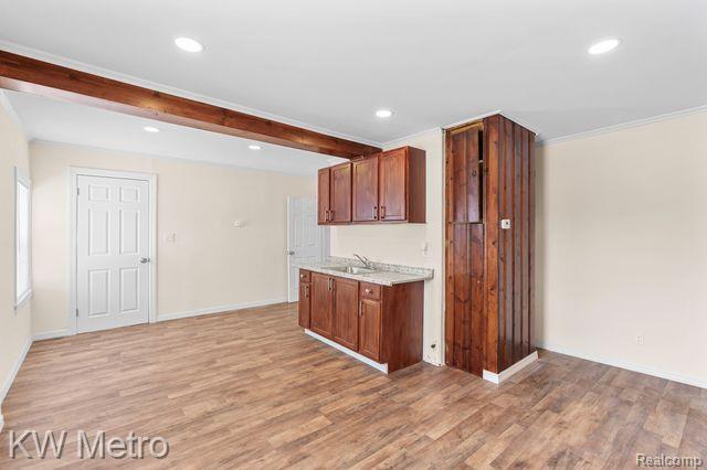 8135 REPUBLIC Avenue, Warren, MI 48089 — Photo 27
