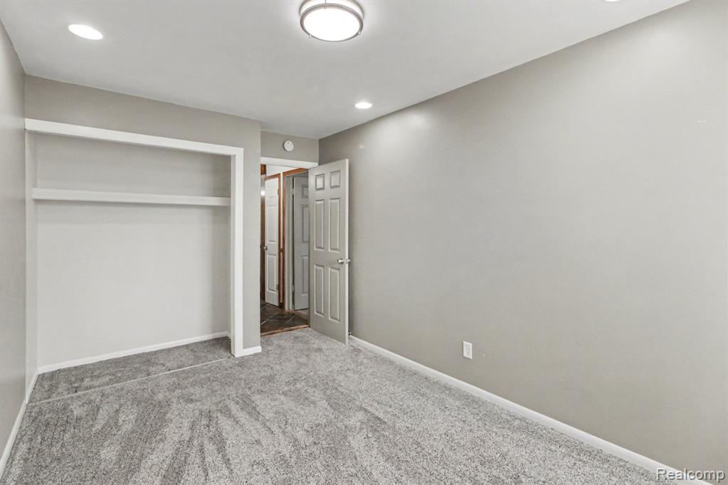 1611 Cass Lake RD Road, C, Keego Harbor, MI 48320 — Photo 18