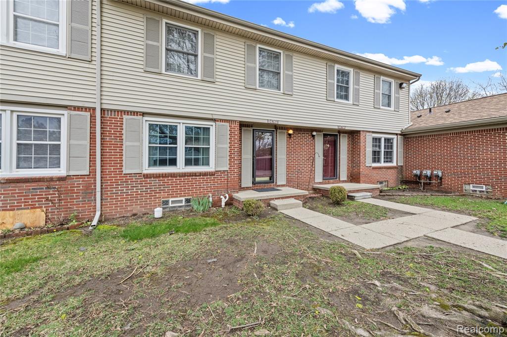 24762 Bashian Drive, Novi, MI — Photo 4