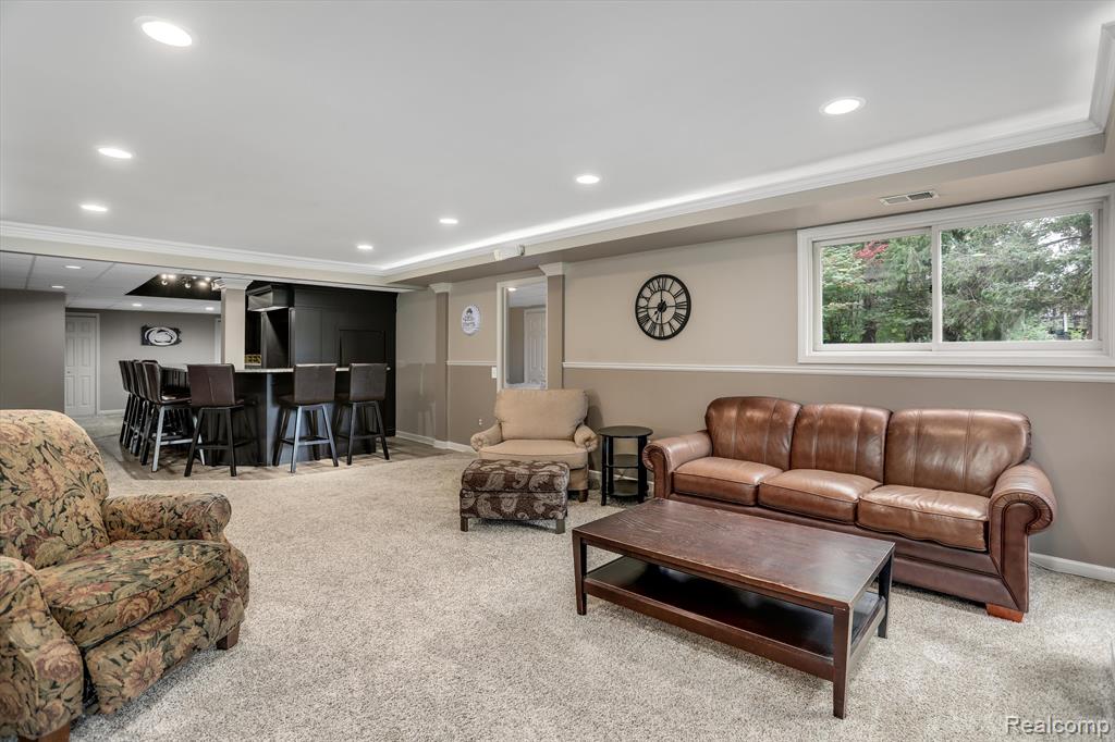4214 Oak Tree Circle, Rochester, MI 48306 — Photo 46