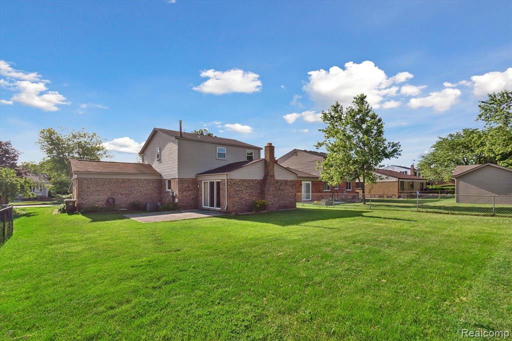 824 Kings Way, Canton, MI 48188 — Photo 38