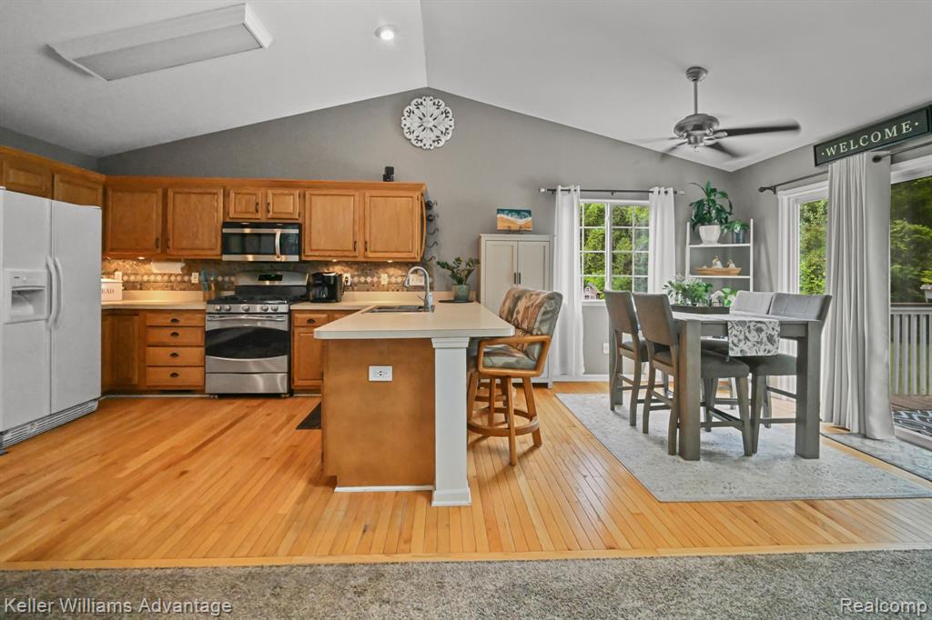 5085 HICKORY Trail, Grand Blanc, MI 48439 — Photo 27