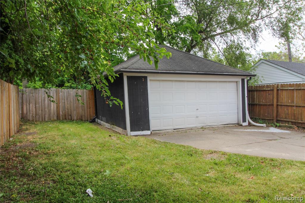 10310 Wayburn Street, Detroit, MI 48224 — Photo 29