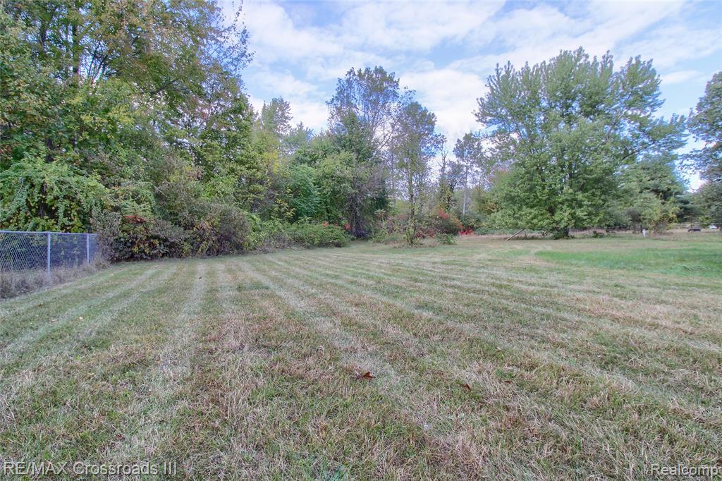 43216 N Bemis Road E, Belleville, MI 48111 — Photo 32