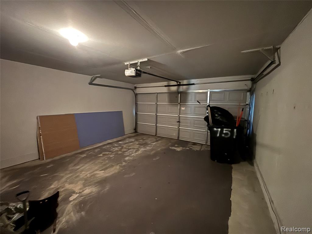 751 ABERTON, Detroit, MI 48215 — Photo 63