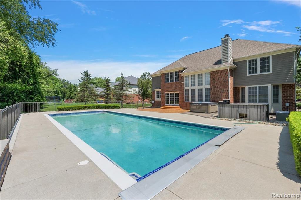 8507 Newbury Court N, Canton, MI 48187 — Photo 11