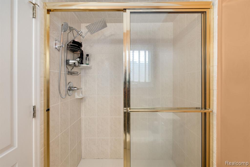 54678 Cabrillo Drive, Macomb, MI 48042 — Photo 31