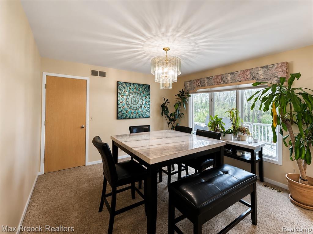 5199 Shenandoah Court, West Bloomfield, MI 48323 — Photo 17
