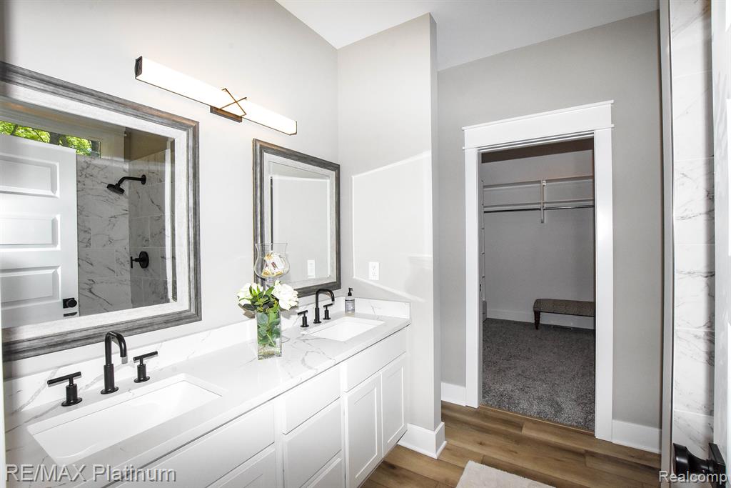 43 Candlelight Court, Brighton, MI 48114 — Photo 11