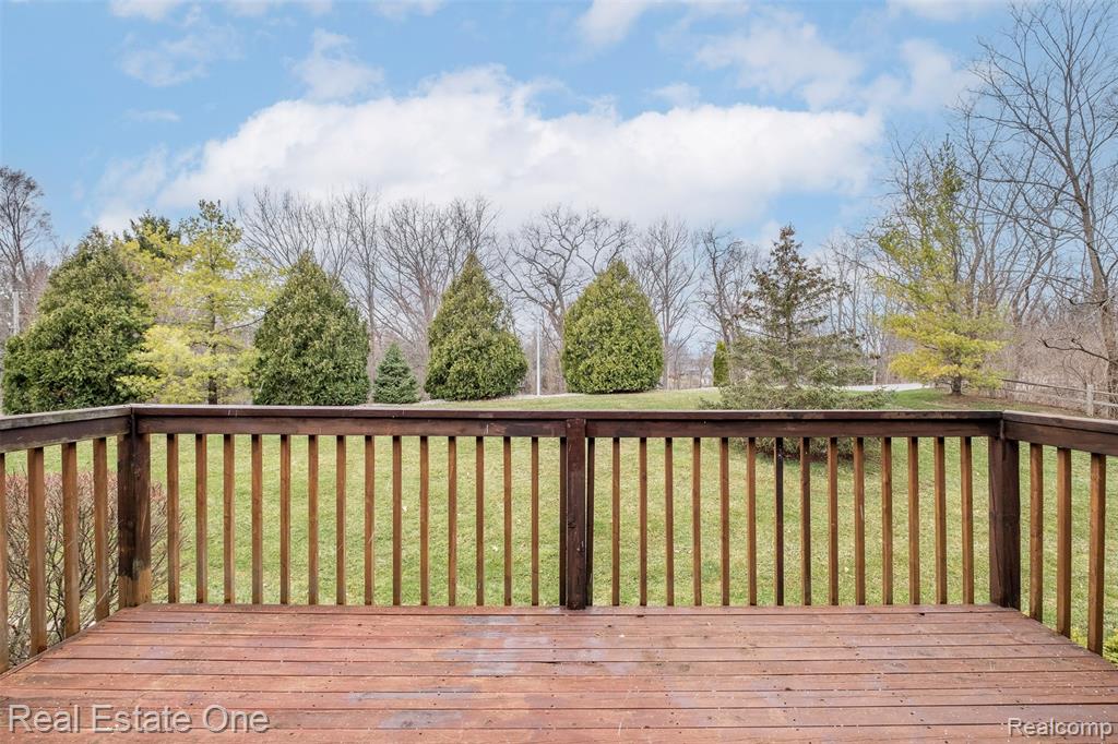 6228 Northridge Hills Drive, Brighton, MI 48116 — Photo 12