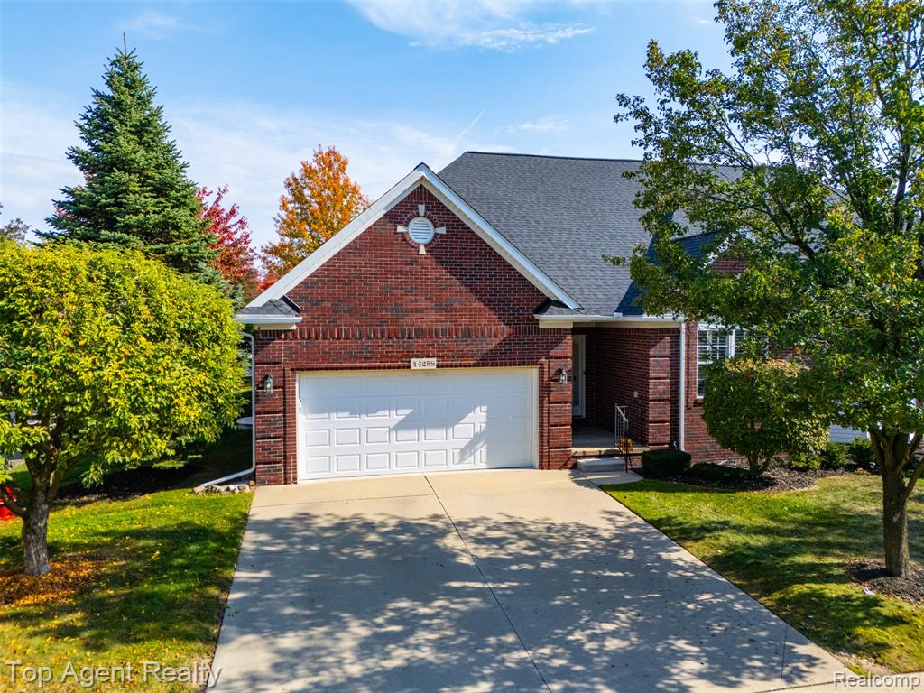 44258 Constellation Drive, Sterling Heights, MI 48314 — Photo 26