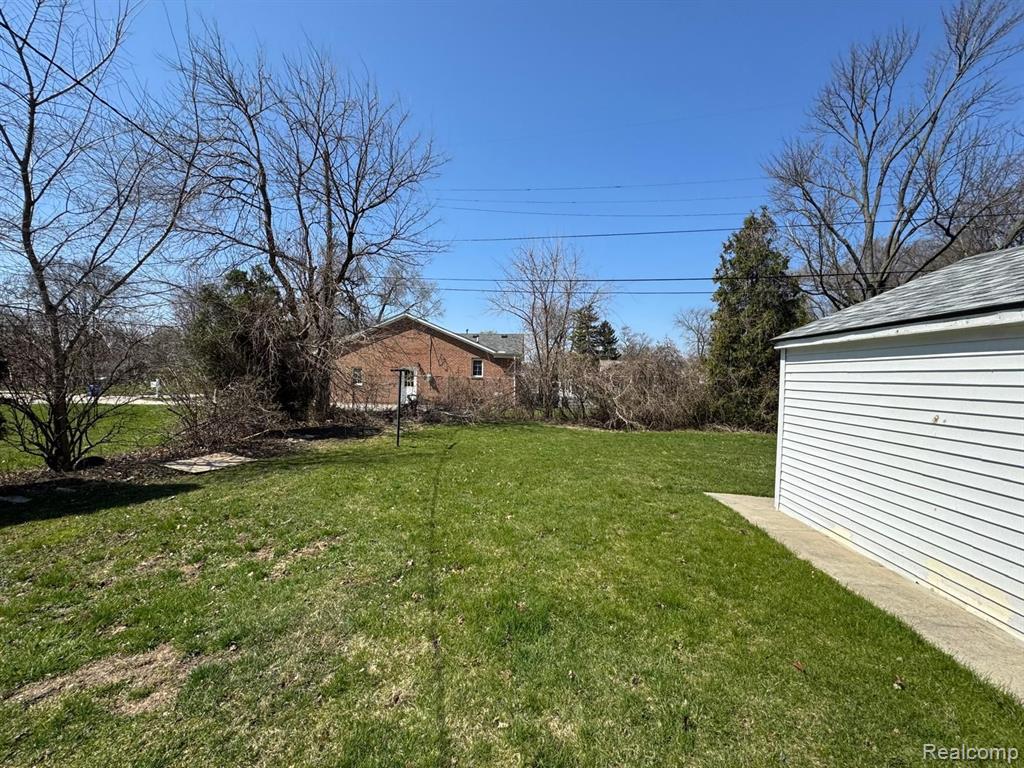 24025 CUNNINGHAM Avenue, Warren, MI 48091 — Photo 20