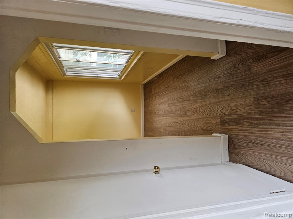 6027 Charles Street, Hamtramck, MI 48212 — Photo 3
