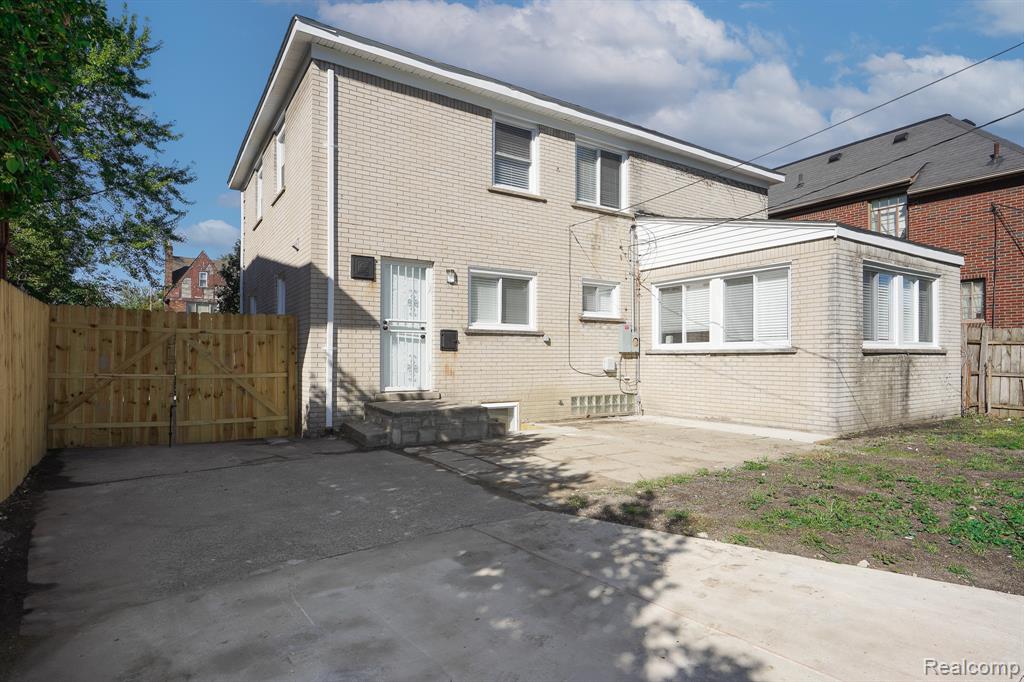 17116 Wildemere Street, Detroit, MI 48221 — Photo 4