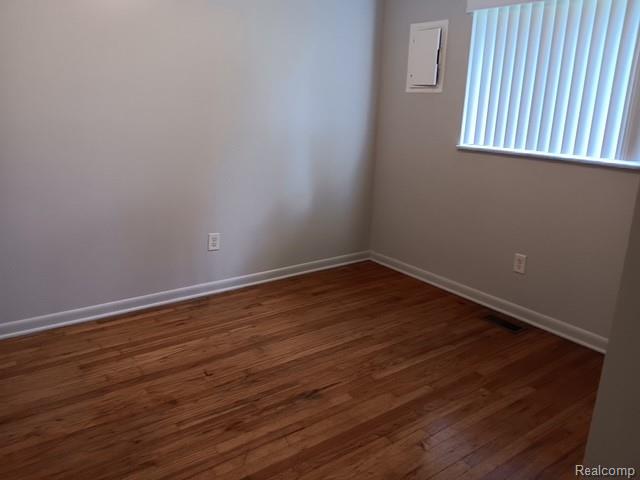 724 OCEOLA Street, Howell, MI 48843 — Photo 5