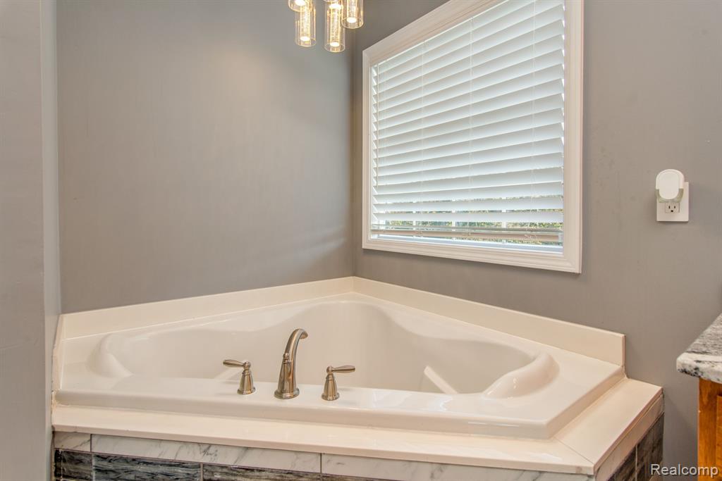 352 ELMINGTON, Canton, MI 48188 — Photo 25