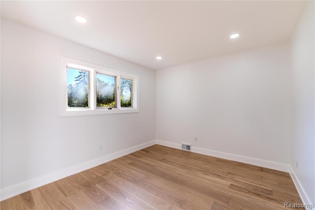5539 Raven Road, Bloomfield Hills, MI 48301 — Photo 21
