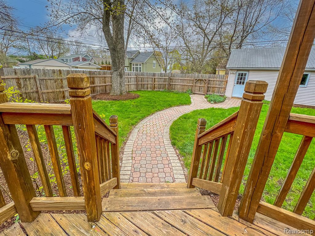 4526 TONAWANDA Avenue, Royal Oak, MI 48073 — Photo 13