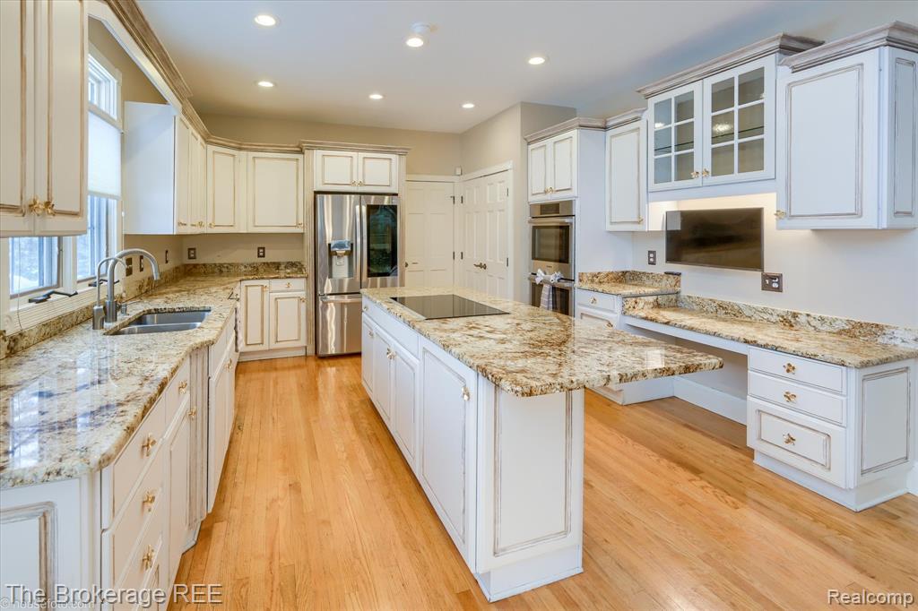 5475 Woodfield Parkway, Grand Blanc, MI 48439 — Photo 29
