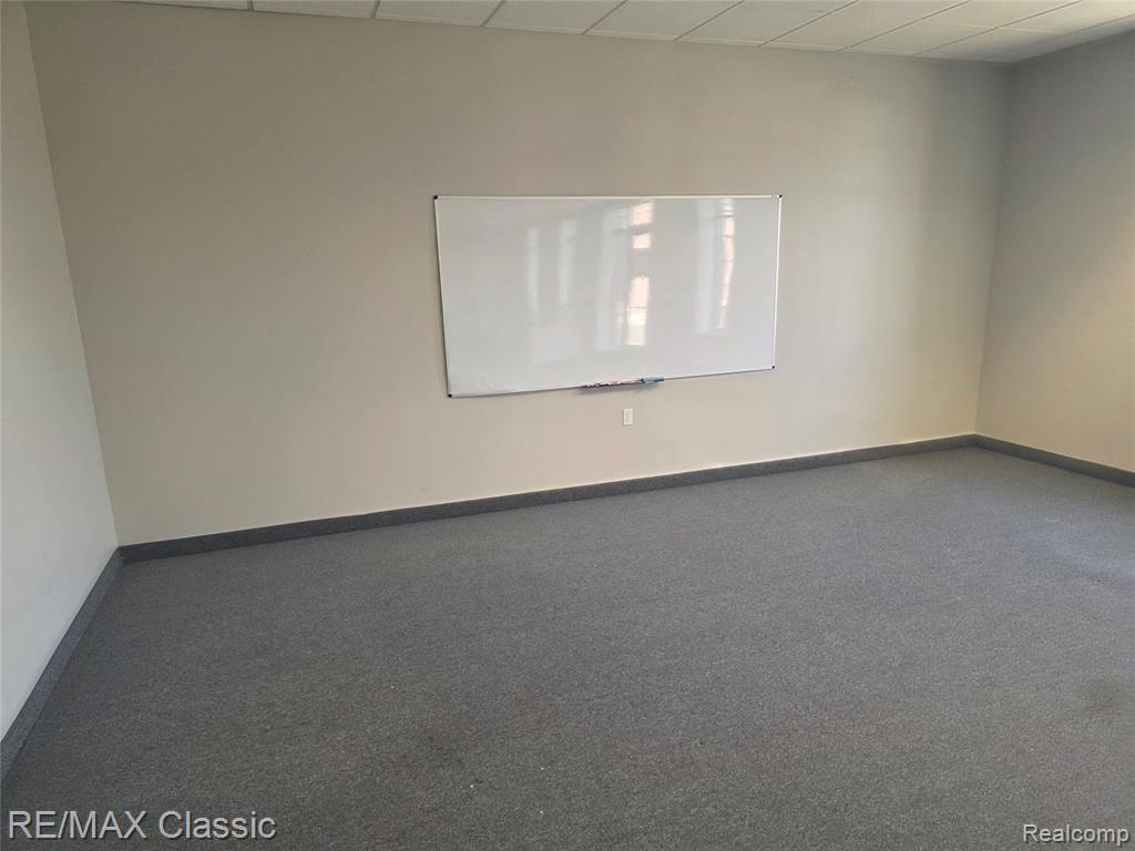672 N MILFORD RD Road, Highland, MI — Photo 12