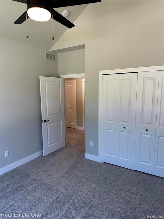 50402 Oakbrooke Drive E, Chesterfield, MI 48047 — Photo 32