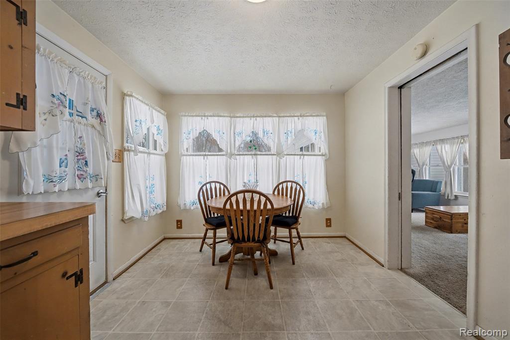 11849 Four Lakes Drive, South Lyon, MI 48178 — Photo 13