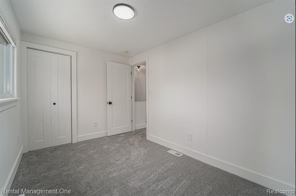575 E Drayton Street, Ferndale, MI 48220 — Photo 12