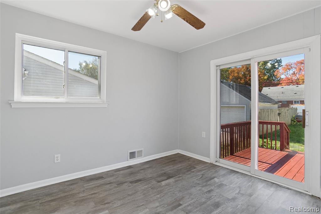7732 Hipp Street, Taylor, MI 48180 — Photo 18