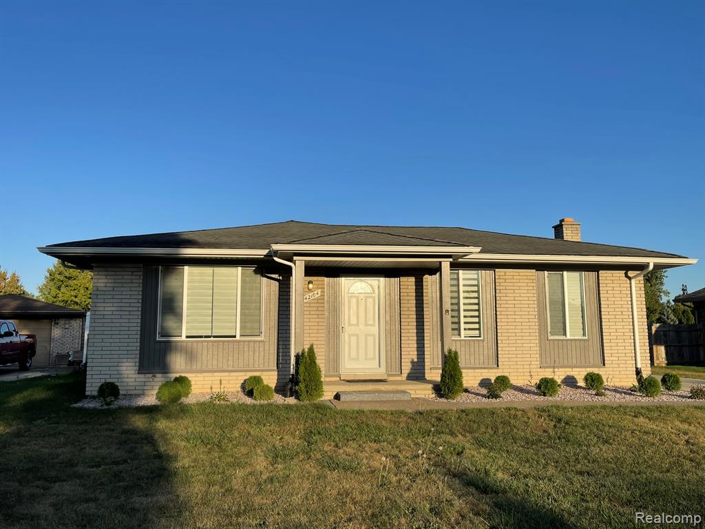 42104 JASON Drive, Clinton Twp, MI 48038 — Photo 2
