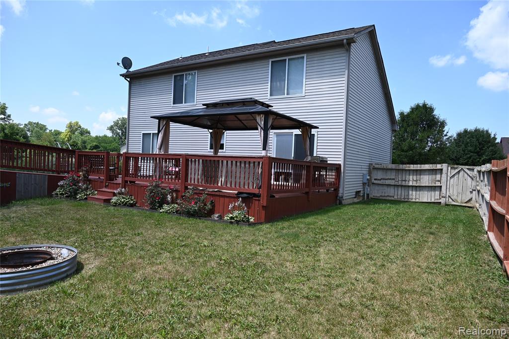 8826 Mikado Drive, Newport, MI 48166 — Photo 23
