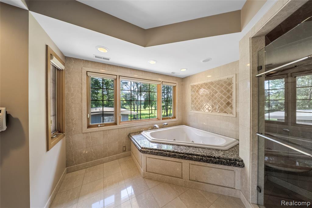 9281 Island Drive, Grosse Ile, MI 48138 — Photo 40